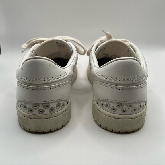 VALENTINO GARAVANI Logo Eyelet Sneakers - Picture 5 of 9